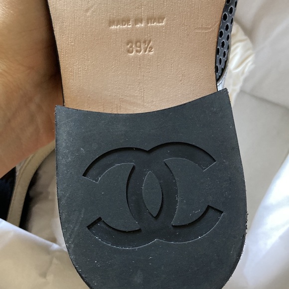 Chanel lace up shoes - Picture 15 of 15